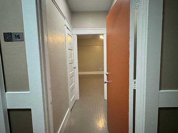 2nd image of 830 Park Blvd APT 16