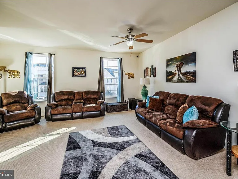 3106 Alliance Ct — Photo 8