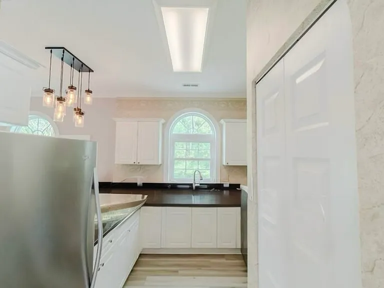 670 Riverwalk Dr #204 — Photo 3
