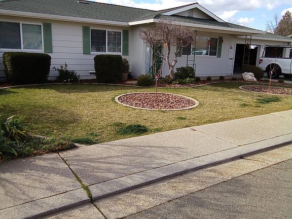 2nd image of 210 Herrington Dr
