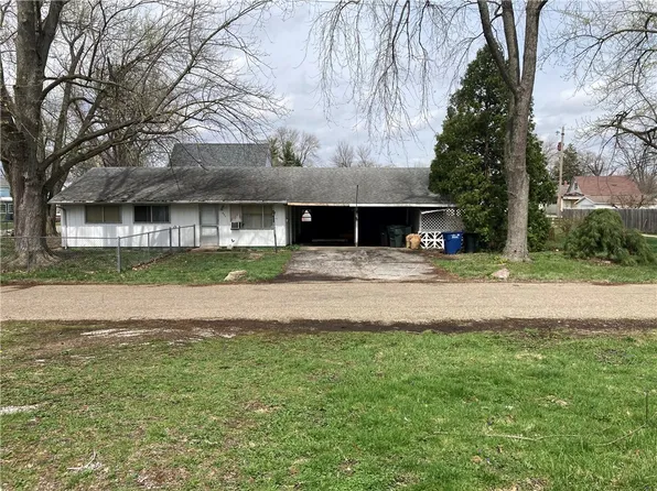 855 Brook St, Danville, IL 61832