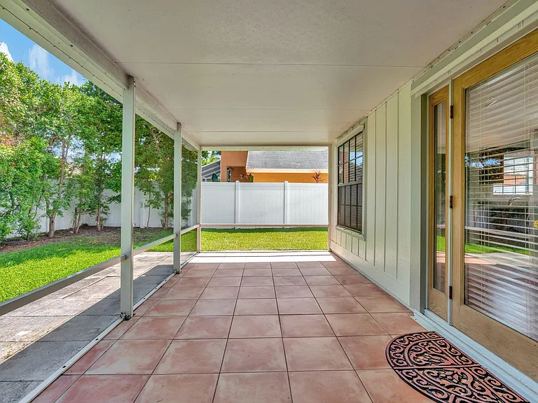6149 Foster St — Photo 21