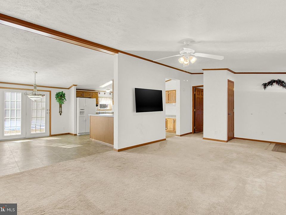 3685 Raintree Rd, York, PA 17404 Zillow