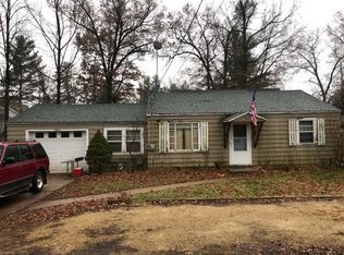 W5863 N Beach Blvd, Shawano, WI 54166