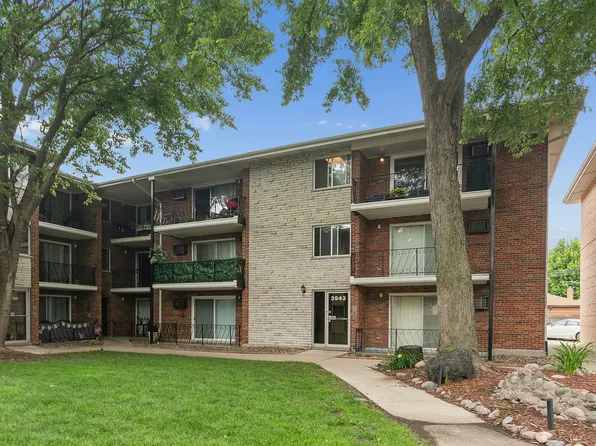 3943 W 104th St APT 3B, Chicago, IL 60655