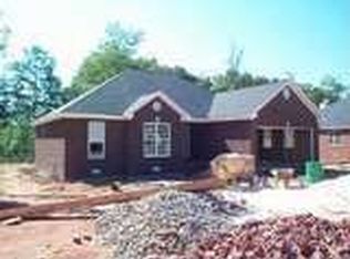 250 Woodgrove Dr, Athens, GA 30605