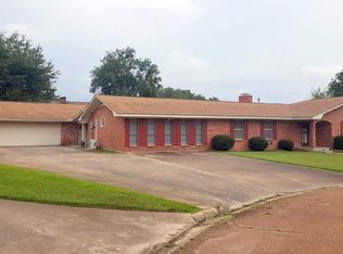 704 Marion Dr, Winnsboro, TX 75494