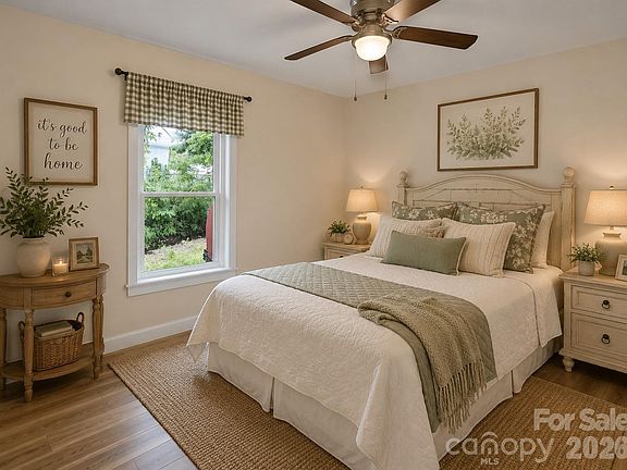 4th image of 492 Riverbend St