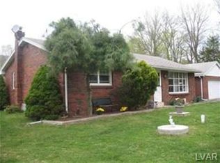 2422 Benders Dr, Bath, PA 18014