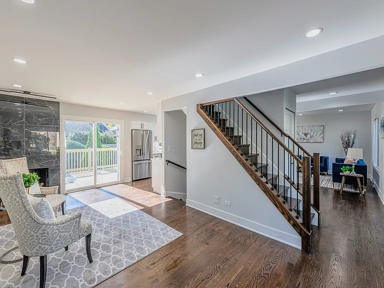 380 Ventura Club Dr — Photo 12