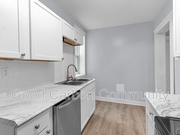 5th image of 2805 Main St #2