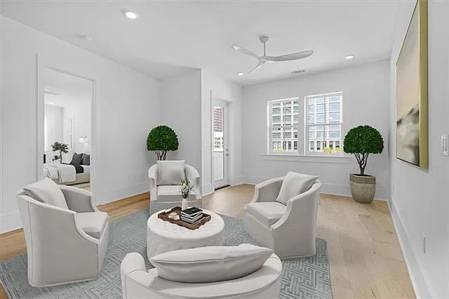 875 Okeefe Ave #301 — Photo 6