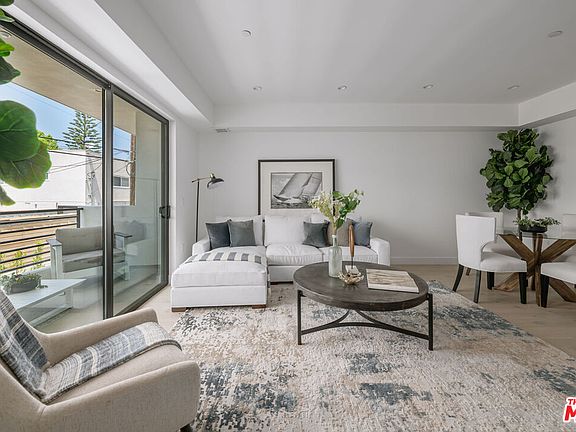 5th image of 1123 S Shenandoah St #203