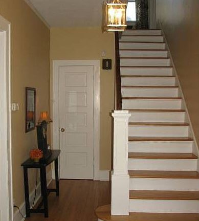 Foyer Entry