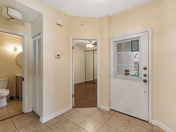 4th image of 611 Fairmont Ave APT A