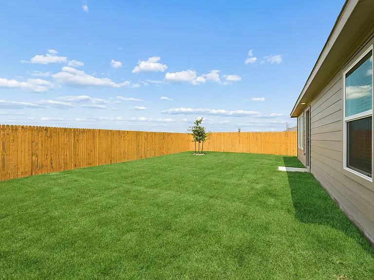 3112 Lynmar Ln — Photo 24