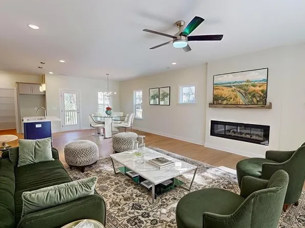 4571 Manna Dr, Winston Salem, NC 27101