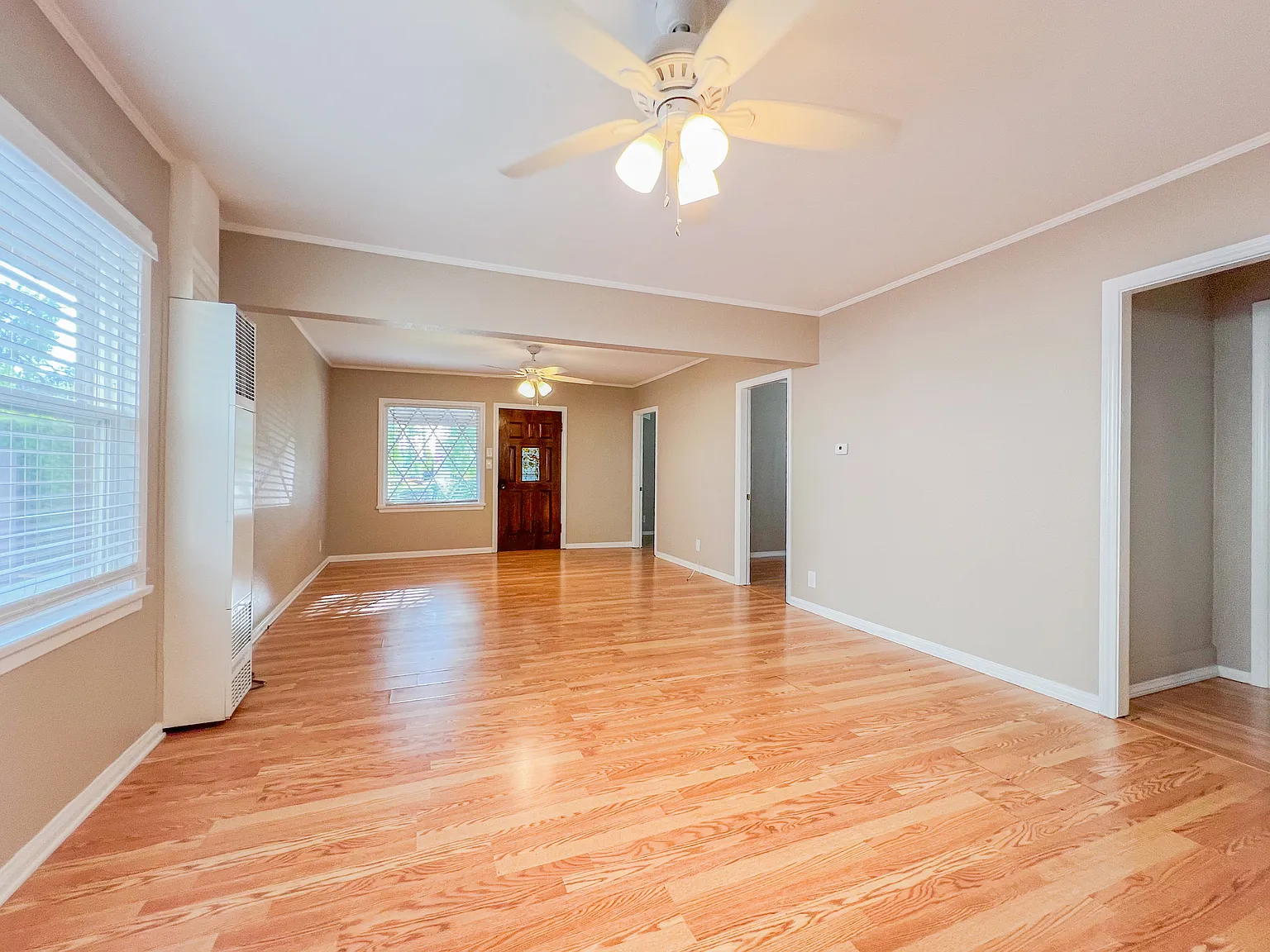 1414 Amapola Ave — Photo 3