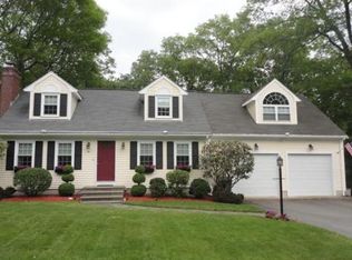 74 Leawood Ln, Attleboro, MA 02703