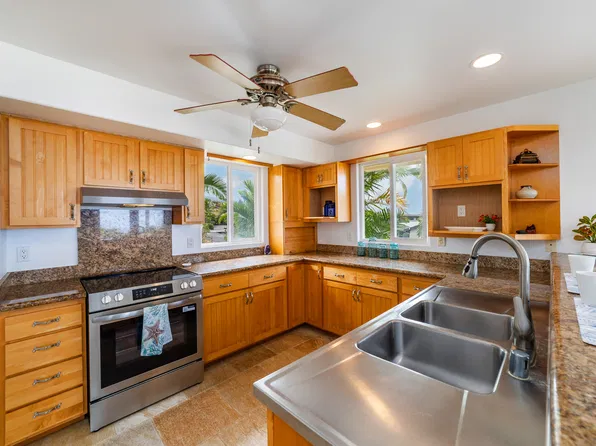 73-4346 Lunahana Pl, Kailua Kona, HI 96740