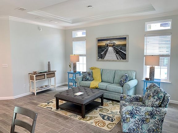 3rd image of 350 NE Starboard Way #350