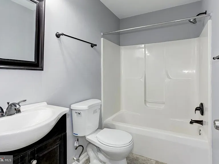 5755 Southern Ave — Photo 11
