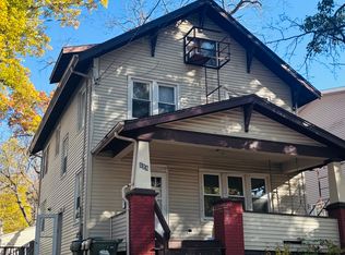 528 S Lucas St #2, Iowa City, IA 52240