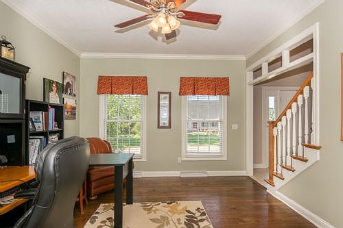 5th image of 805 Bluff Ln
