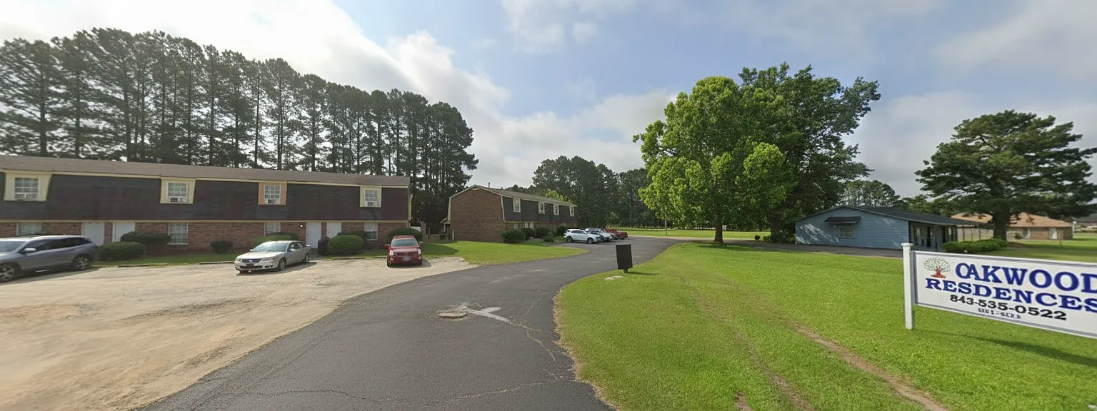 Oakwood Residences Apartments — Photo 4