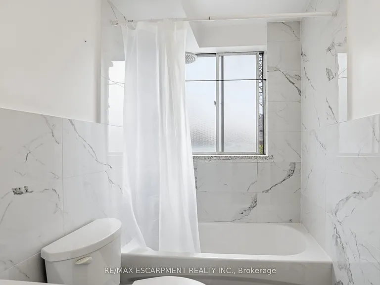 36 Ray St S #5 — Photo 17