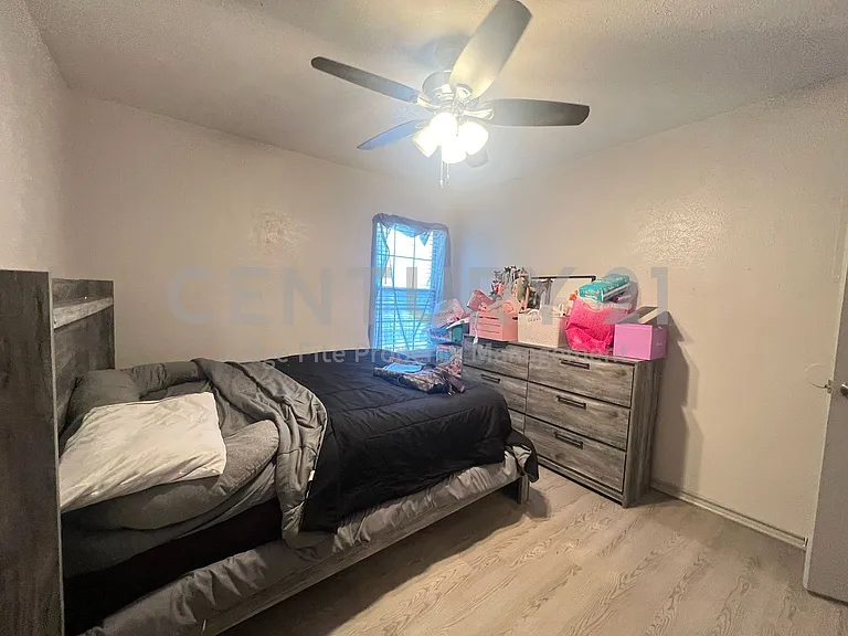 1108 N Elm St #6 — Photo 12