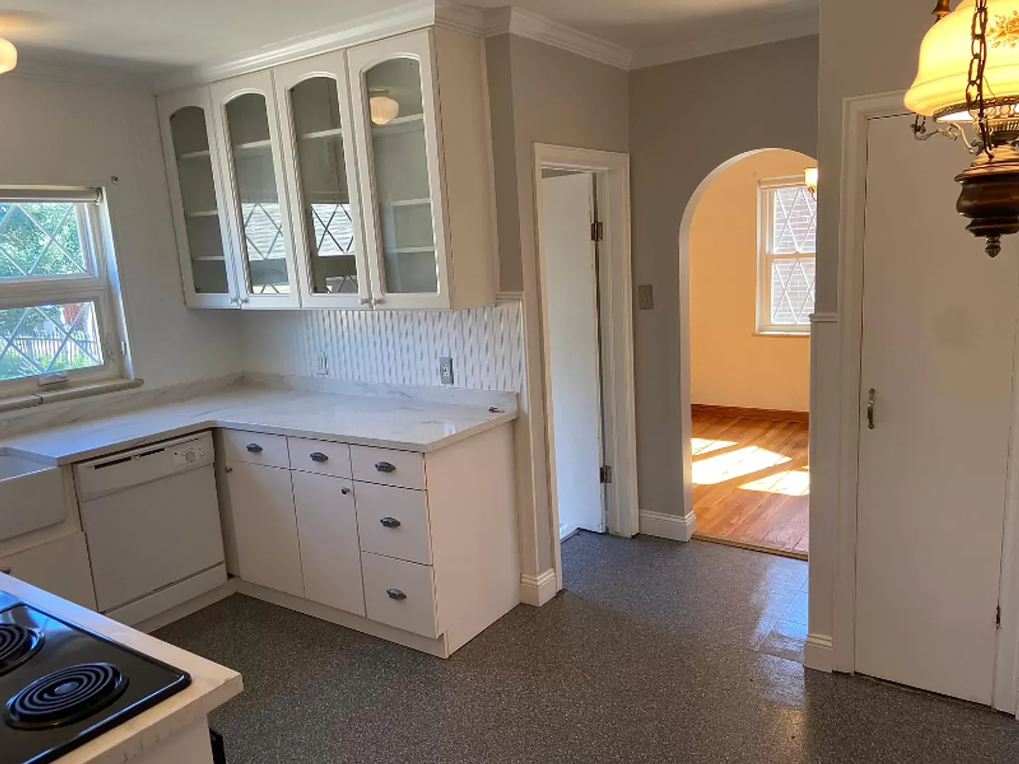 *Coming 9/15/2026* 3 Bedroom 2 Bathroom Single Family Home In The Avenues!! — Photo 3