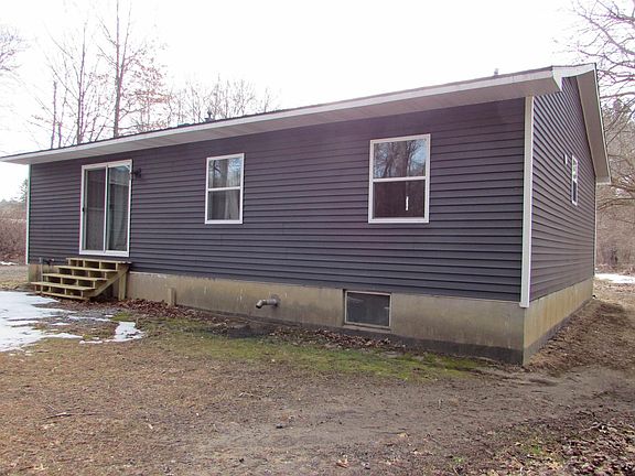 5th image of 4172 Chesaning Rd