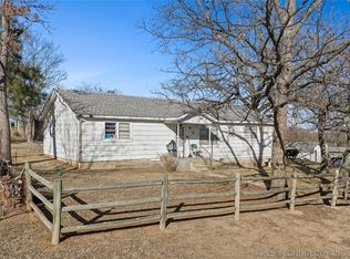 1632 Winton Rd, Tussy, OK 73488