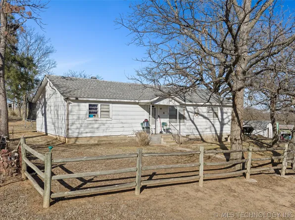 1632 Winton Rd, Tussy, OK 73488
