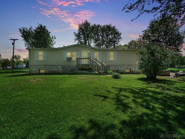 6365 Bethuy Rd, Ira, MI 48023