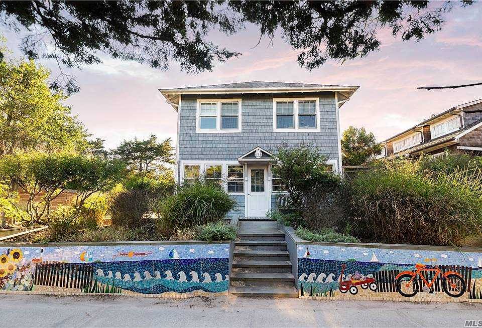1st image of 696 Ocean Breeze Walk