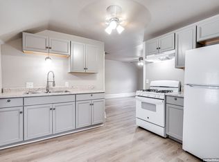 907 Jackson, Oshkosh, WI 54901