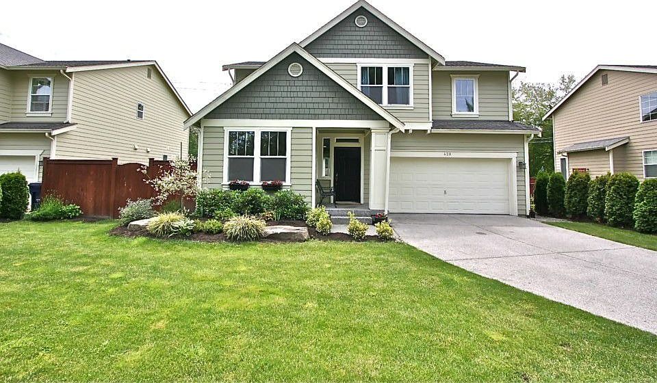1st image of 420 191st St SW