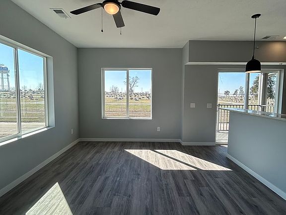 3rd image of 2724 Silver St #201