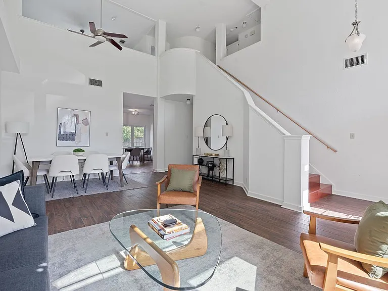 7604 Vail Valley Dr — Photo 3