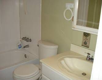 2nd image of 3128 Woodlands Dr