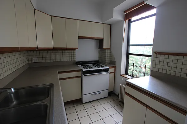 Rented by Bedford 6 Real Estate | media 21