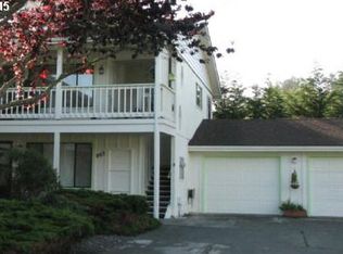 803 Brookhaven Dr APT D, Brookings, OR 97415