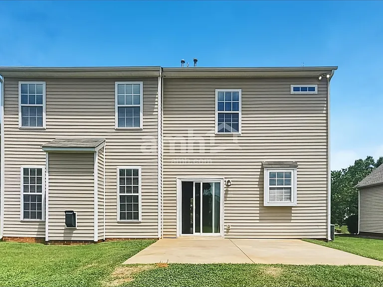 5 Phaeton Ave — Photo 20