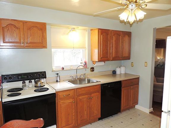 5th image of 6442 Coffey St