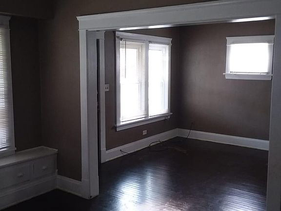2nd image of 5116 E 88th St