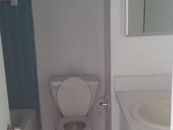 4th image of 9039 Westchester Cir APT D
