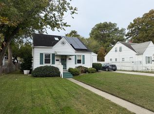 2111 Willow Wood Dr, Norfolk, VA 23509