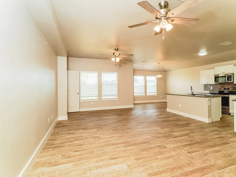 1545 Birmingham Dr — Photo 4